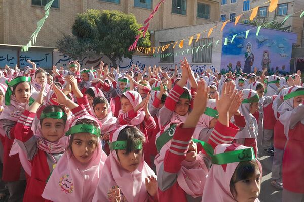 اجرای طرح مصباح الهدی در دبستان میقات بهارستان دو