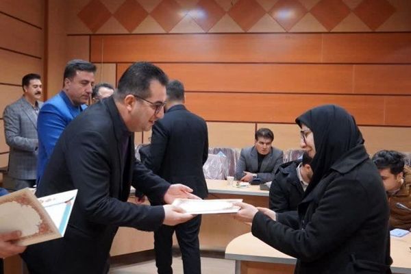 ارتقای میانگین نمرات امتحانات نهایی، حاصل همت دانش‌آموزان، همراهی اولیا و تلاش بی‌وقفه معلمان است