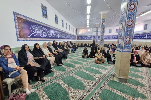 برگزاری جلسه آموزش خانواده در دبستان موجانی ناحیه 2 شهرری 
