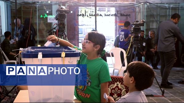 حضور پرشور مردم گلستان پای صندوق‌های رأی