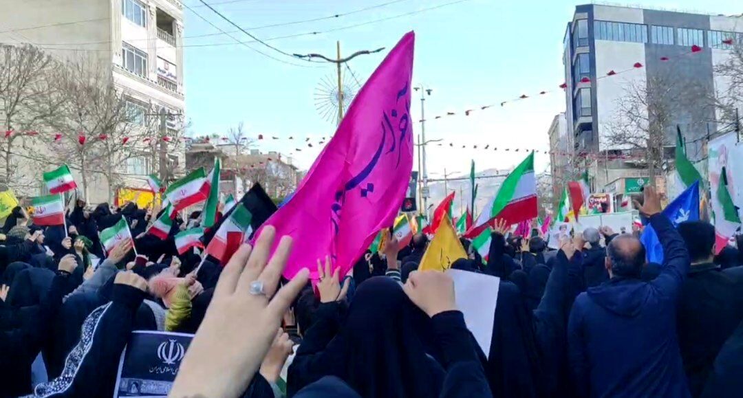 آیین بیعت حماسی مردم خرم‌آباد باسومین رهبر انقلاب اسلامی 
