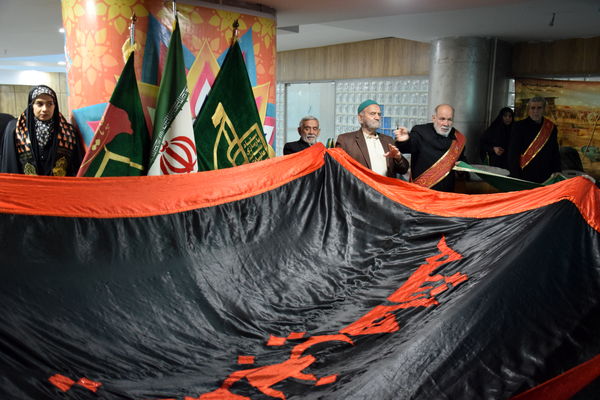 همایش دهه بصیرت و گرامیداشت سردار دلها در سالن نژاد فلاح کرج