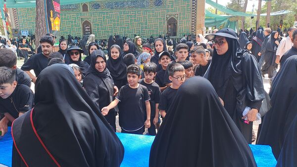 مواکب فرهنگی و پذیرایی در روز اربعین در امامزاده محروق و ابراهیم نیشابور 