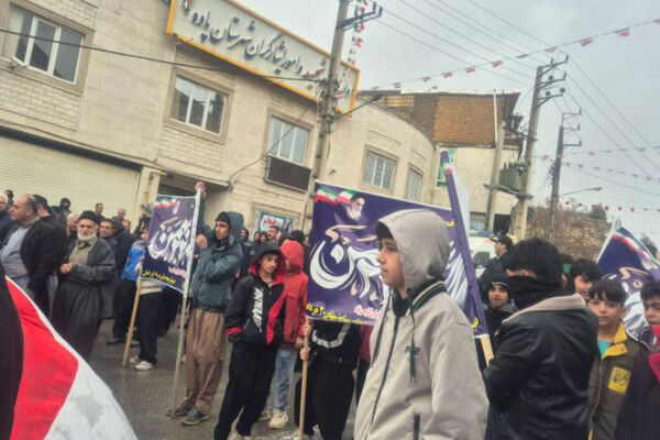 پاوه میزبان راهپیمایی باشکوه مردمی در ۲۲ بهمن