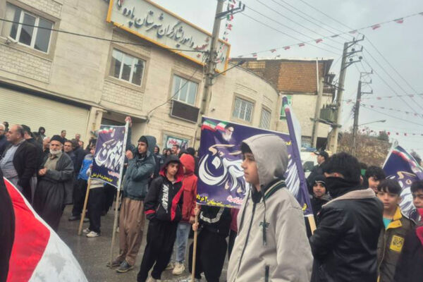 پاوه میزبان راهپیمایی باشکوه مردمی در ۲۲ بهمن