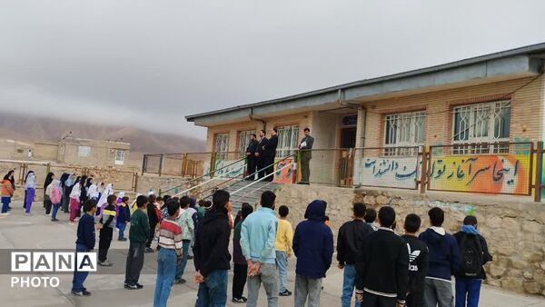 یک روز دل انگیز پاییزی،در دل مدارس روستایی شهرستان کلات