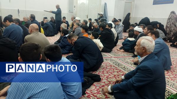 جلسه قرآنی در خلیل‌آباد 