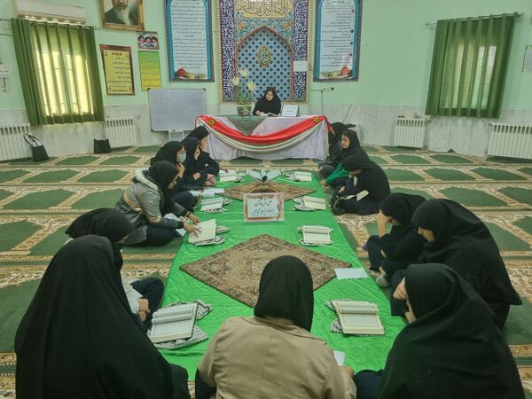 گرامیداشت هفته قرآن ، عترت و نماز در خلیل آباد 