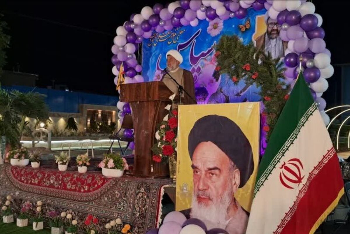 تجلیل از مقام معلم جلوه‌ای از پاسداشت انسانیت است