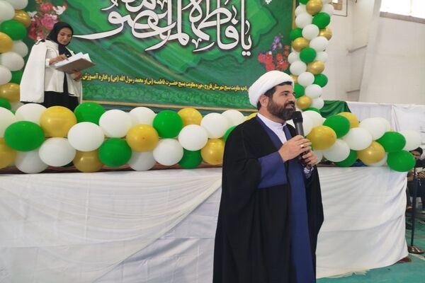 برگزاری جشن روز دختر در سالن کارگر فاروج