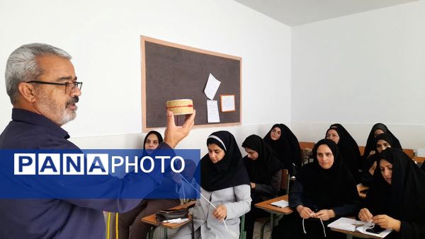 دوره آموزشی «مربیان کاردان» 