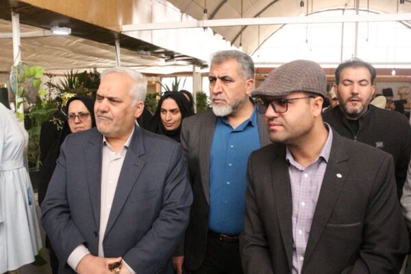 فیروزکوه میزبان جشنواره پرشکوه لباس ایرانی-اسلامی