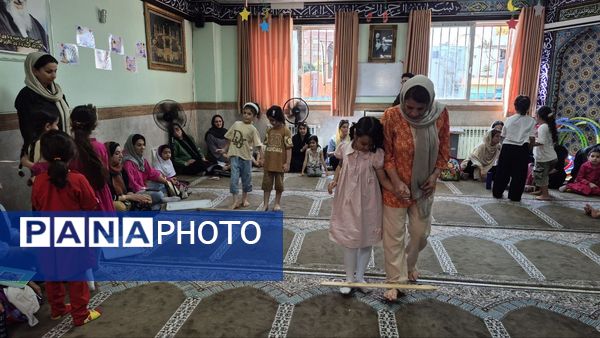 کلاس هوش و مهارت دانش آموزان و اولیای پایه اول در آمل