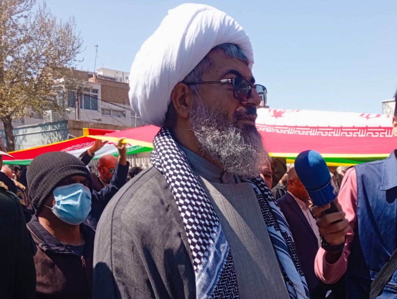 دفاع از مظلوم امری فطری است