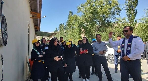 برگزاری مسابقات دارت در اردوی یک روزه مربیان پیشتاز سدبارزو شهرستان شیروان