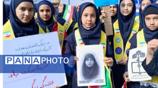 برگزاری راهپیمایی ۱۳ آبان با حضور پرشور مردم در شهرستان خواف 