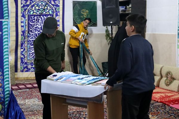 هفتمین محفل قرآنی «رواق» با محوریت ترویج جلسات خانگی قرآنی در شهرستان فلارد