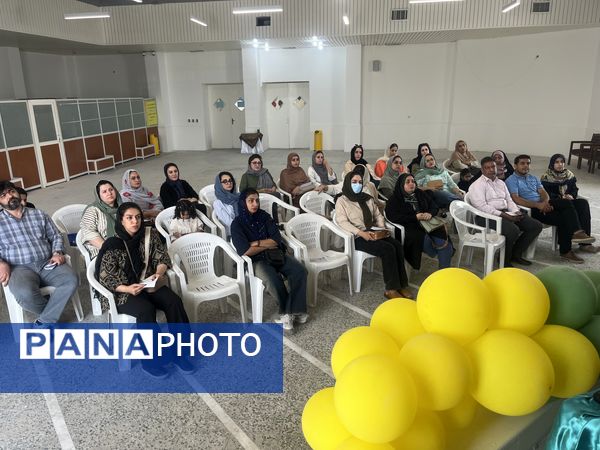 برگزاری جلسه اولیا و مربیان پایه اول دبستان شهید تندگویان