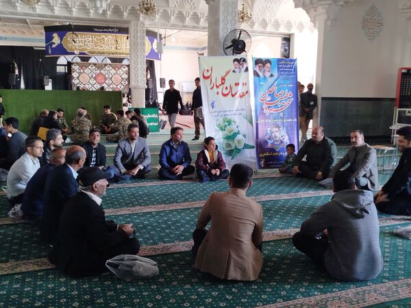 گردهمایی باشکوه بسیجیان کاشمر در باغمزار به مناسبت هفته بسیج  