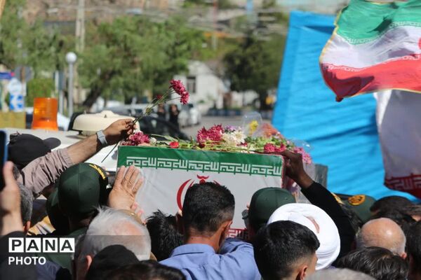 تشییع باشکوه پیکر مطهر شهید والامقام احسان اسفندیار در فیروزکوه