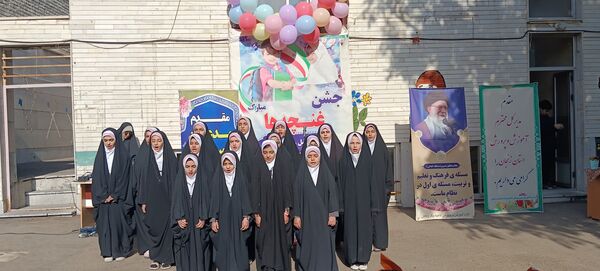 مراسم جشن غنچه‌ها در زنجان