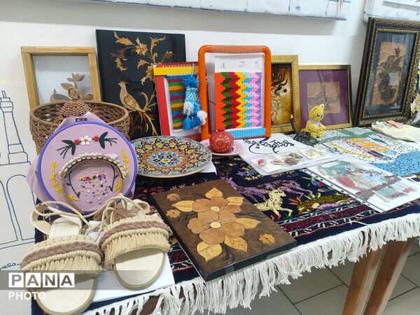 جشنواره‌های فرهنگی هنری «امید فردا» و «پرسش مهر» در کرج
