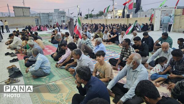 حضور کاروان پرچم آستان امام رضا(ع) در شهر شمیل بندرعباس