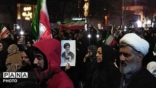 قاب هایی از حضورـ۳