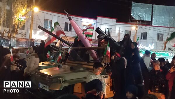 اجتماع باشکوه دختران و بانوان شهرستان قروه 