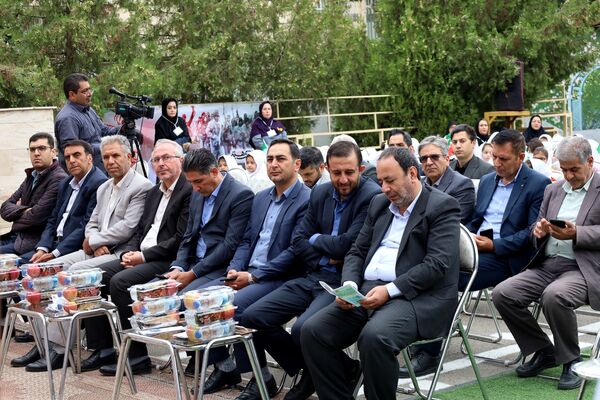 جشن شکوفه‌ها در آذربایجان غربی