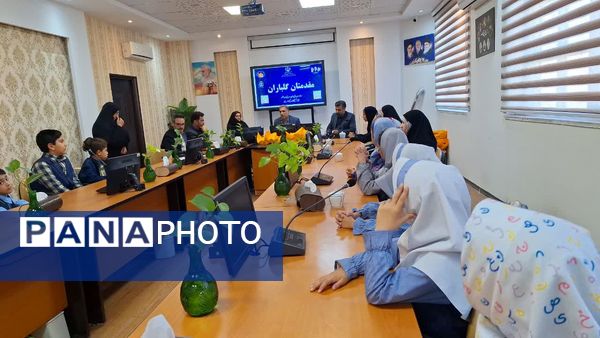 آیین تجلیل از برگزیدگان جشنواره کتابنوش