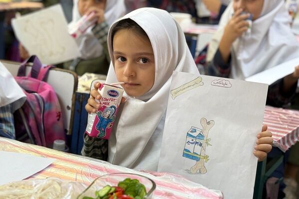 روز جهانی پوکی استخوان در مدارس شهرستان ملارد