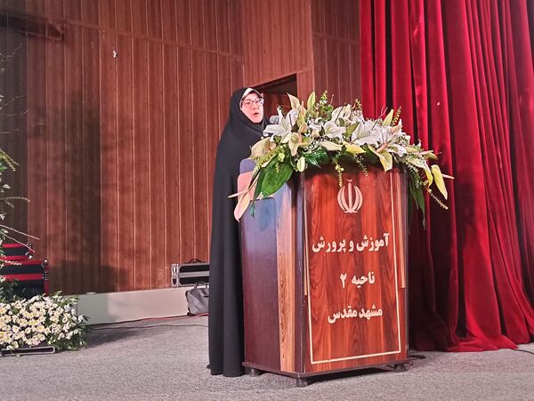 نشست طرح نماد در تالار تربیت ؛ گامی برای تقویت مراقبت اجتماعی دانش‌آموزان 