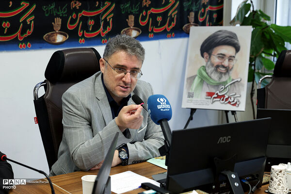 جلسه کمیسیون فعالیت‌های تابستانی دانش‌آموزان در تابستان 1405