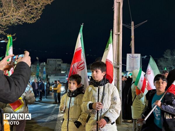 حضور باشکوه مردم کرج در راهپیمایی انتقام قائد امت