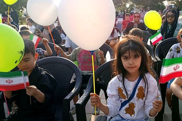 برگزاری جشن بادبادک ها و جشن خیابانی به مناسبت هفته فرهنگی ملارد 