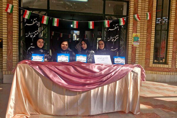 شور انتخاباتی دانش آموزان چهاردانگه