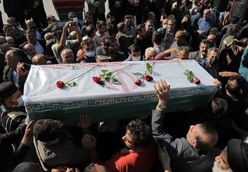 کازرون، قهرمانش را تا ابد بدرقه کرد