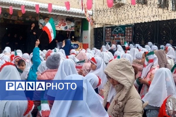 جشن دهه فجر و اعیاد شعبانیه در مدرسه عطر کوثر پردیس
