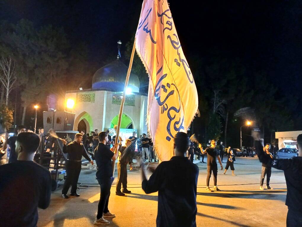 مراسم عزاداری شب عاشورا در پایگاه هوایی شهید دوران شیراز