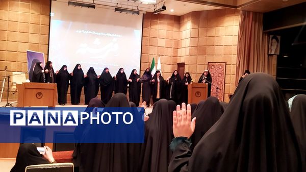 اولین و بزرگ‌ترین رویداد نانو رسانه در شهرکرد