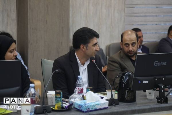 پنجمین نشست شورای آموزش‌وپرورش هرمزگان