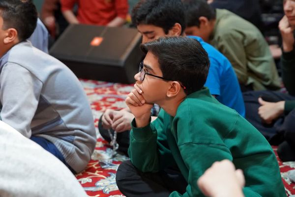 اعتکاف به رنگ خدا ۴؛ دانش‌آموزان یزدی به مهمانی خدا رفتند