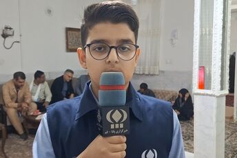 دیدار مسئولان جعفرآباد با خانواده دانش آموز شهید «علی بیک محمدی»