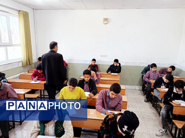 برگزاری امتحانات نوبت اول در دبیرستان میثاق کاشمر