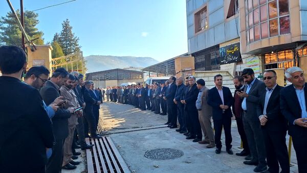 وداع با پیکر مرحوم فریدون داوری در آموزش وپرورش کهگیلیویه و بویراحمد