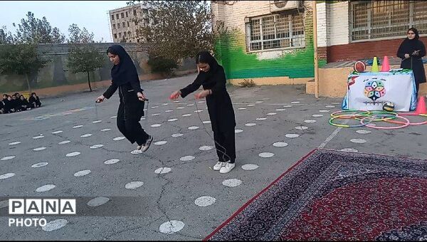 افتتاحیه المپیاد ورزشی درون مدرسه‌ای در مدرسه شهید نوری اعتماد رباط‌کریم