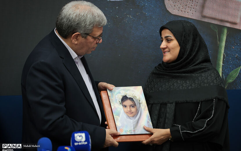 همایش «بهزیستی کنار مردم و تجلیل از فعالان جنگ تحمیلی سوم»