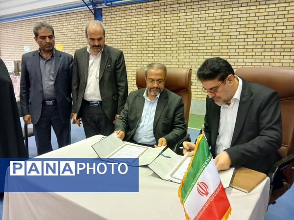 افتتاحیه اولین کارگاه چند منظوره «نوجوان هوشمند» در کشور با هدف توسعه مهارت آموزی و آموزش فناوری‌های نوین