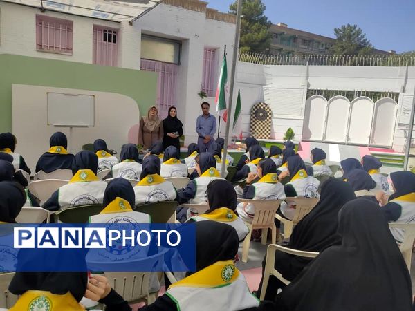 اردوی آموزشی مهارتی پیشتازان دختر آموزش و پرورش ناحیه ۳